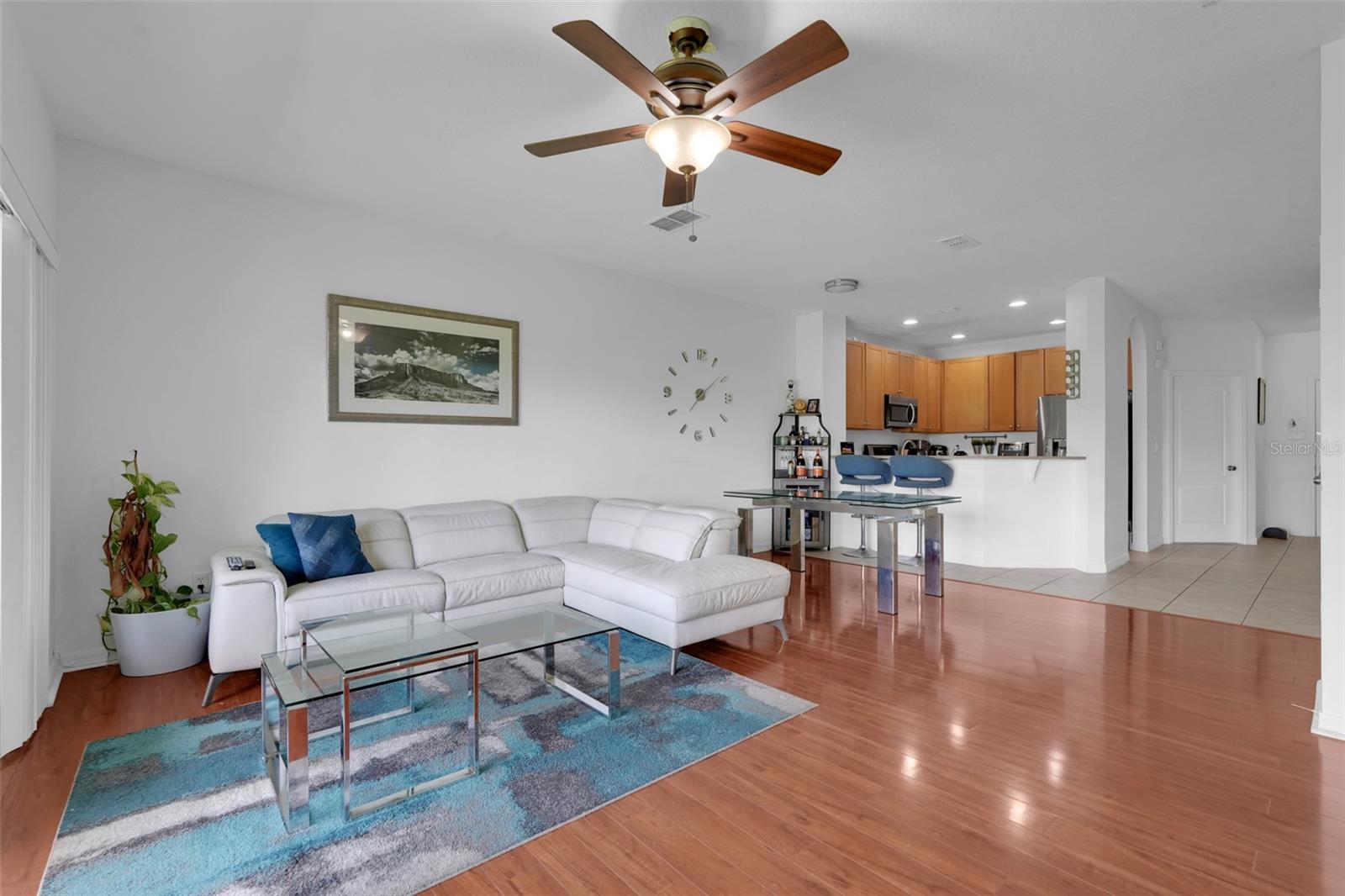 SAVANNAH PINES CONDO PHS 4, 8 AND 9 - Residential