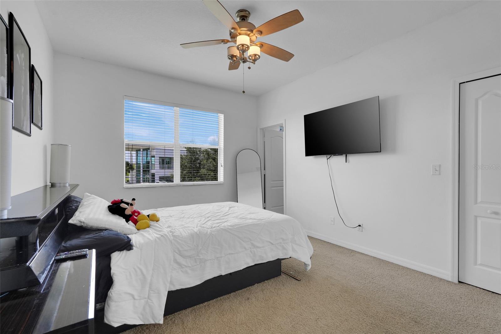 SAVANNAH PINES CONDO PHS 4, 8 AND 9 - Residential