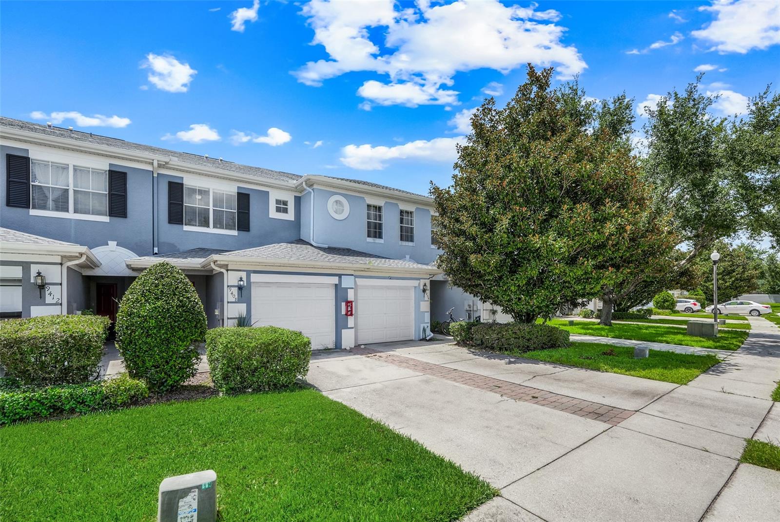 SAVANNAH PINES CONDO PHS 4, 8 AND 9 - Residential