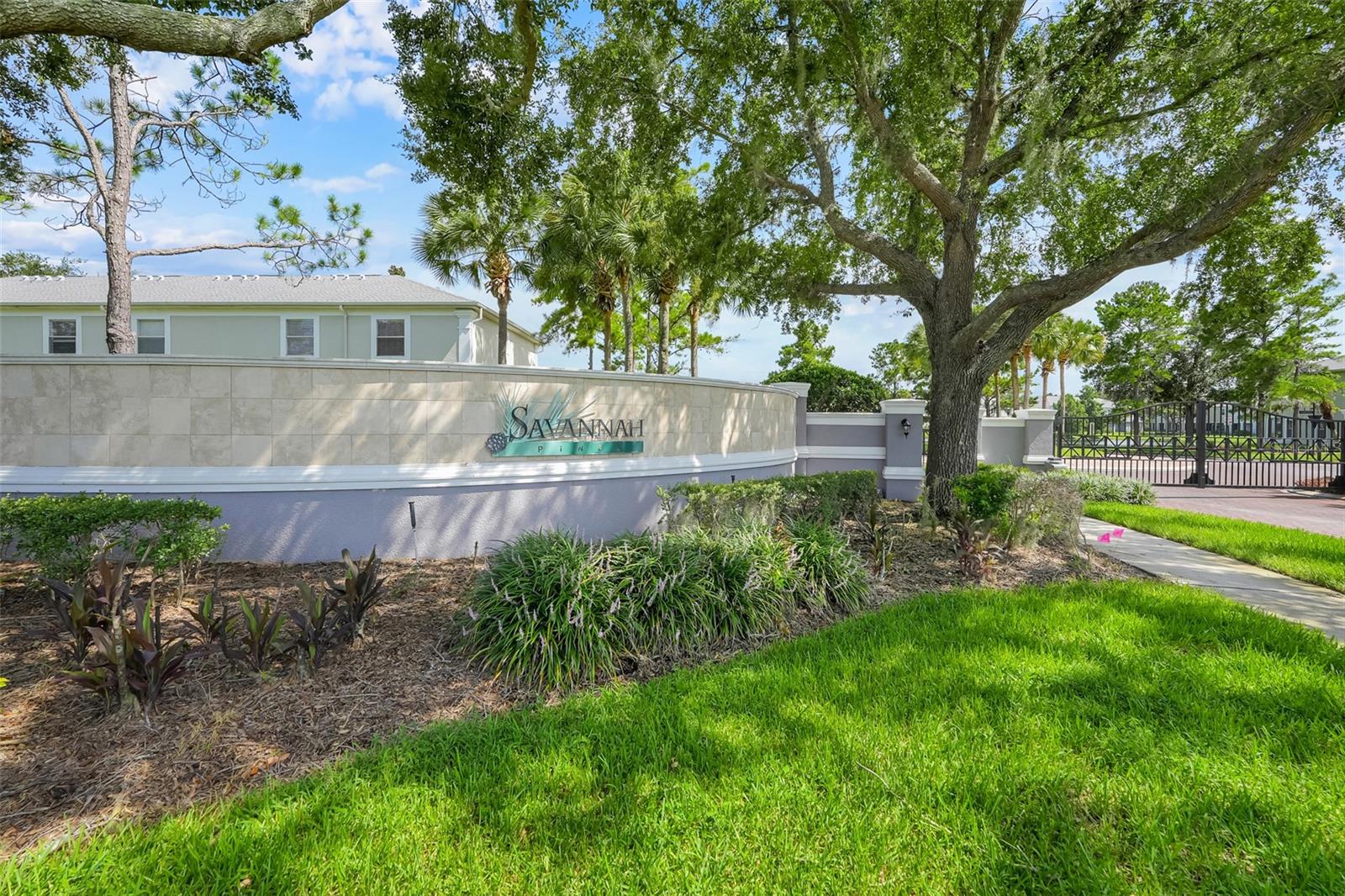 SAVANNAH PINES CONDO PHS 4, 8 AND 9 - Residential