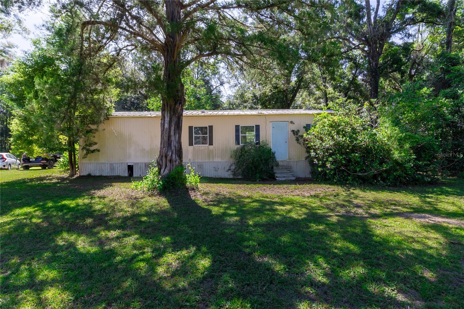 CADILLAC ESTATES - Residential
