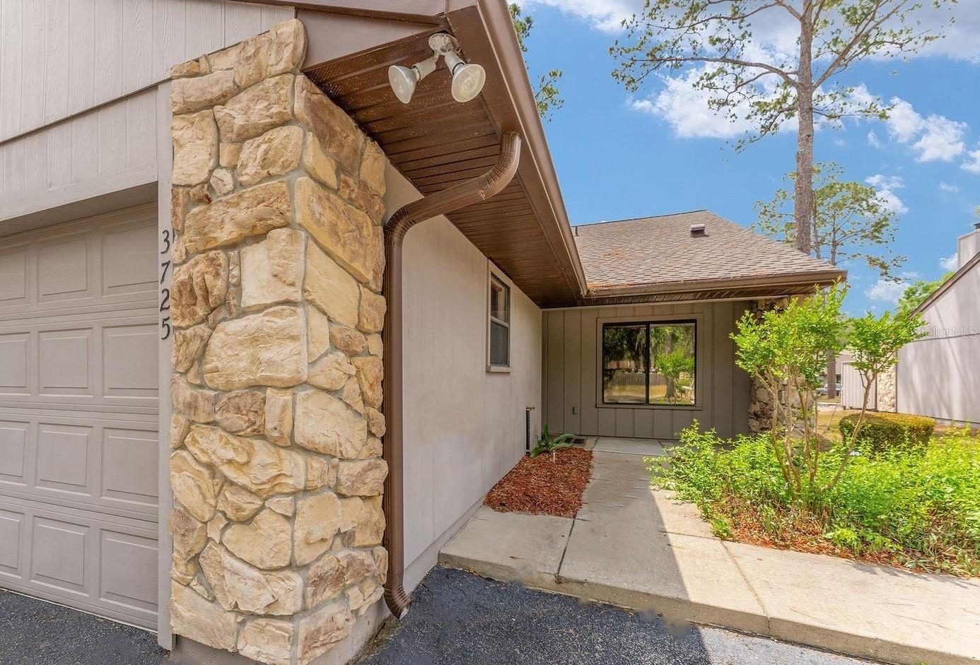 MILE RUN UNIT D REP - Residential Lease