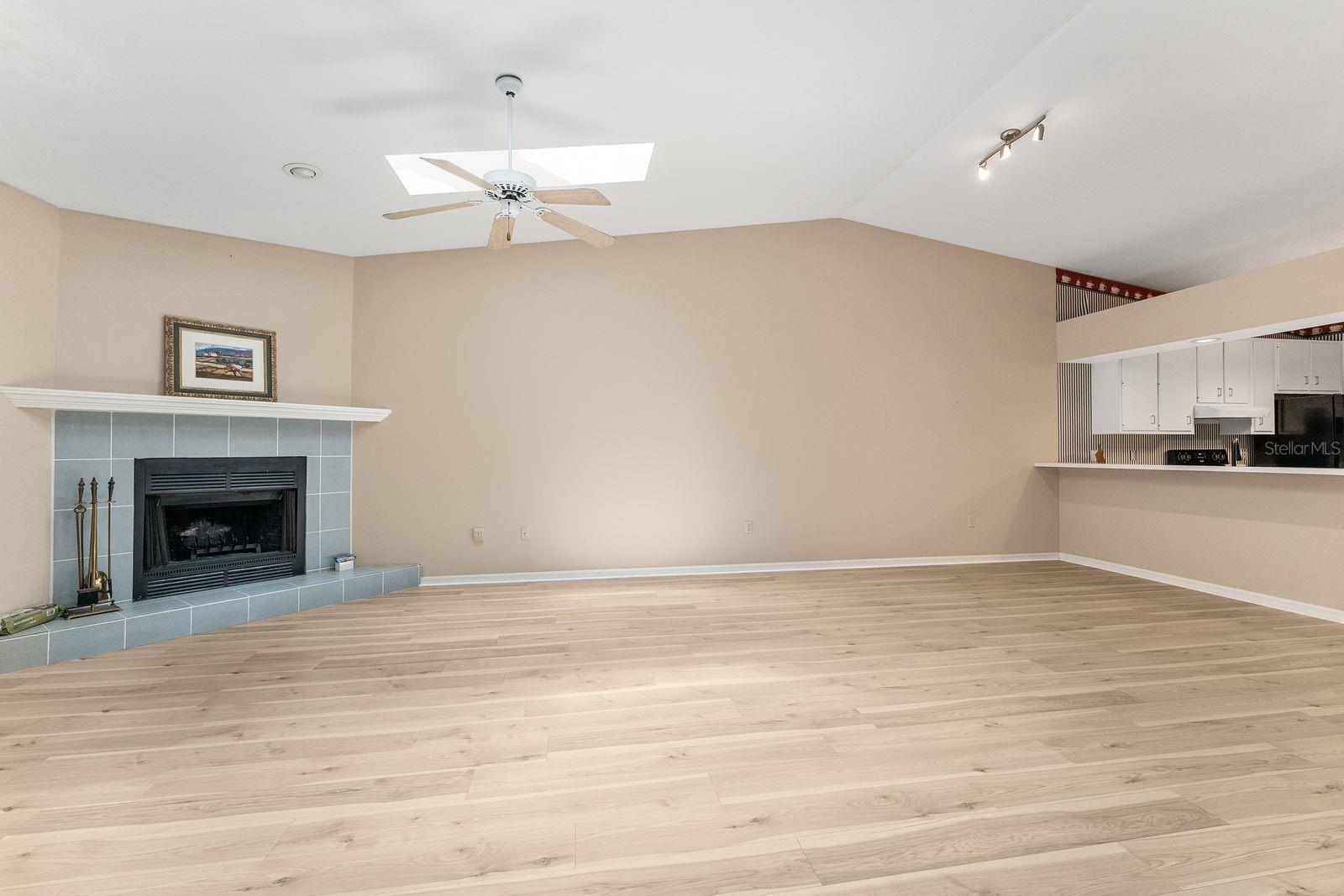 MILE RUN UNIT D REP - Residential Lease