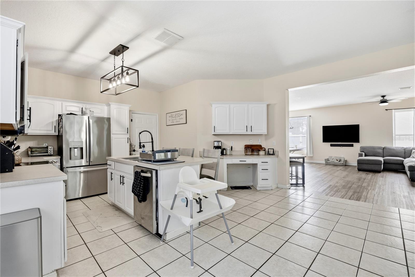 OAKHURST RESERVE UNIT ONE - Residential