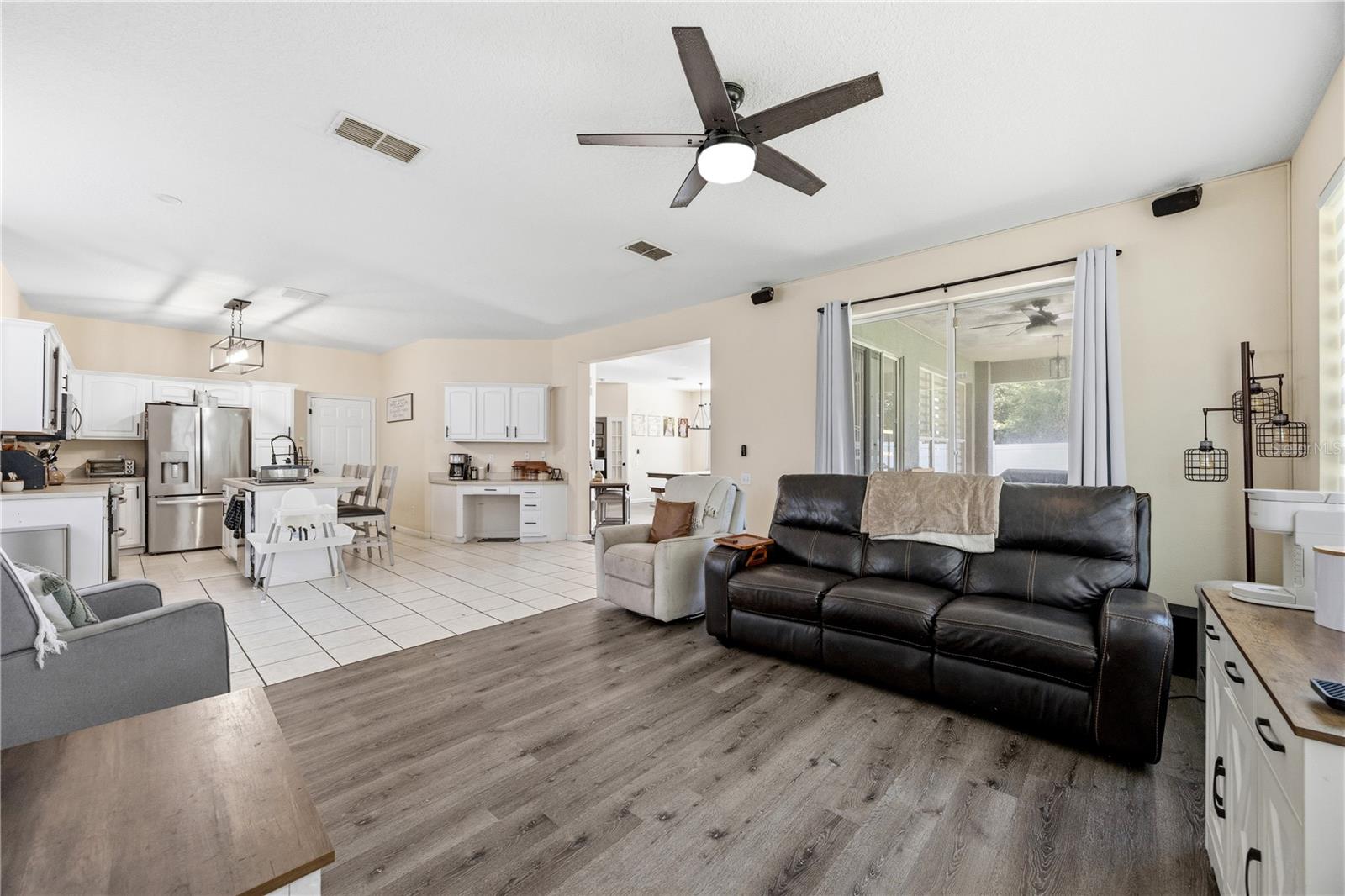 OAKHURST RESERVE UNIT ONE - Residential