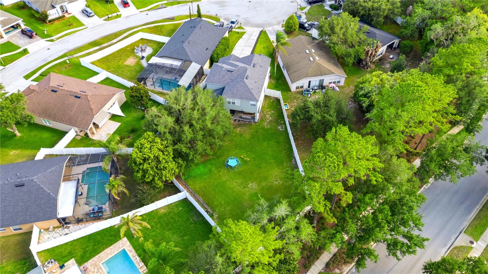 OAKHURST RESERVE UNIT ONE - Residential