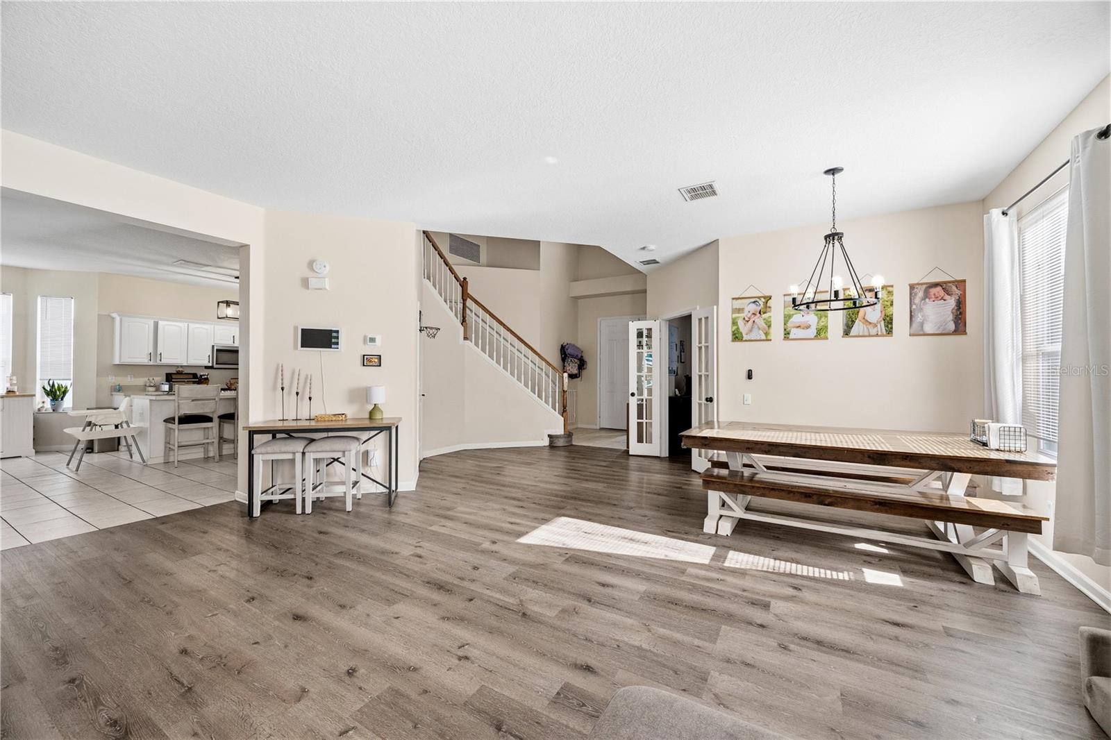 OAKHURST RESERVE UNIT ONE - Residential