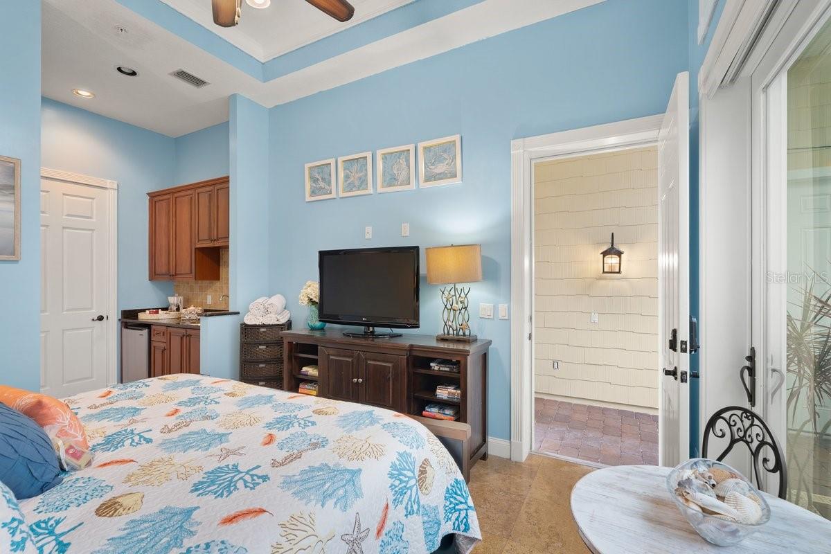 OAK HAMMOCK ESTATES - Residential