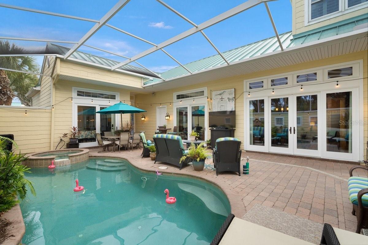 OAK HAMMOCK ESTATES - Residential