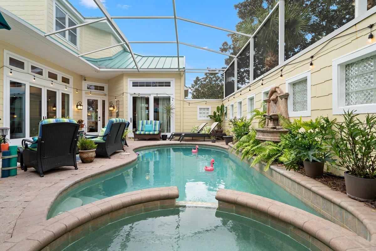 OAK HAMMOCK ESTATES - Residential