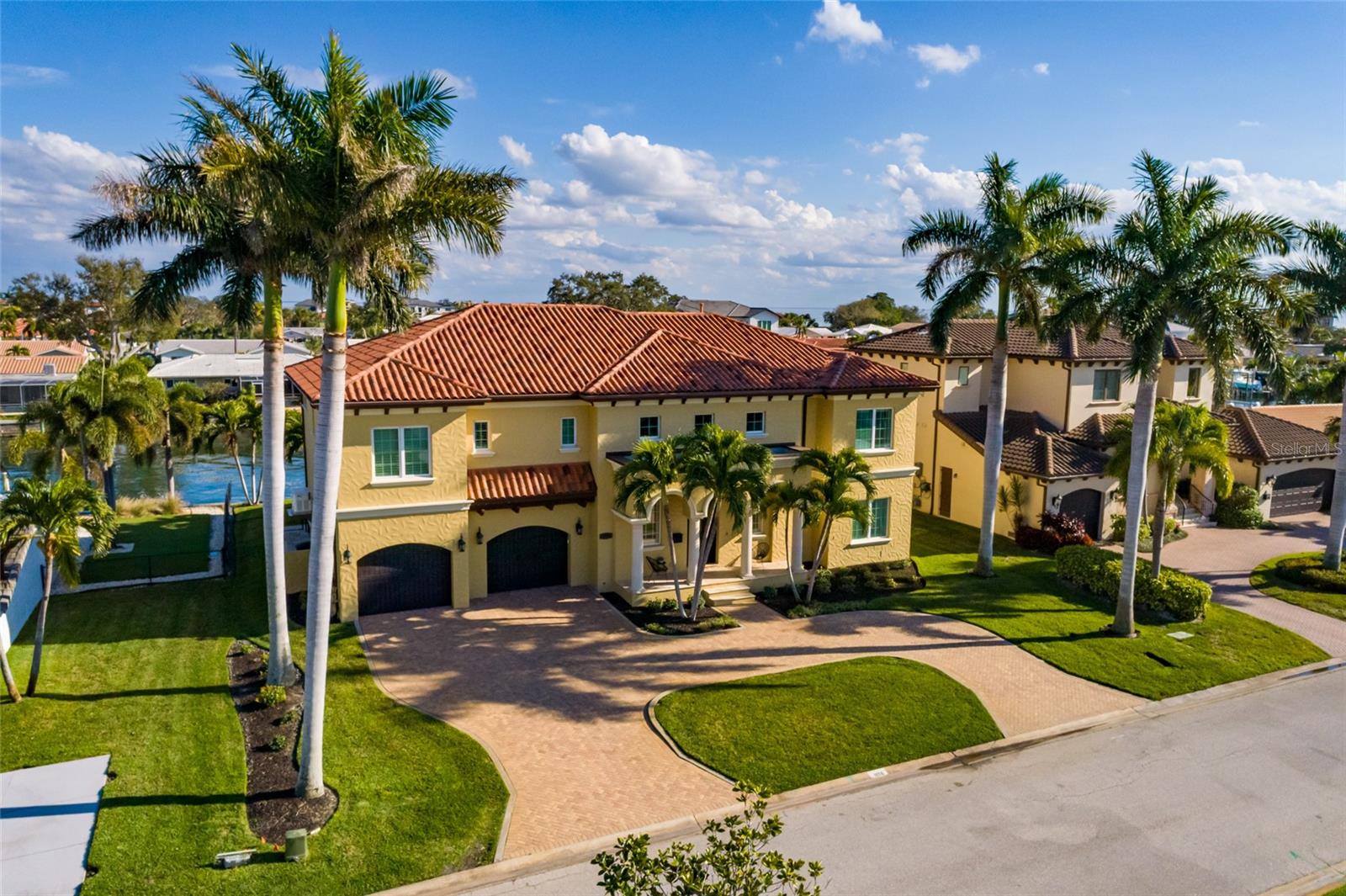 VENETIAN ISLES - Residential