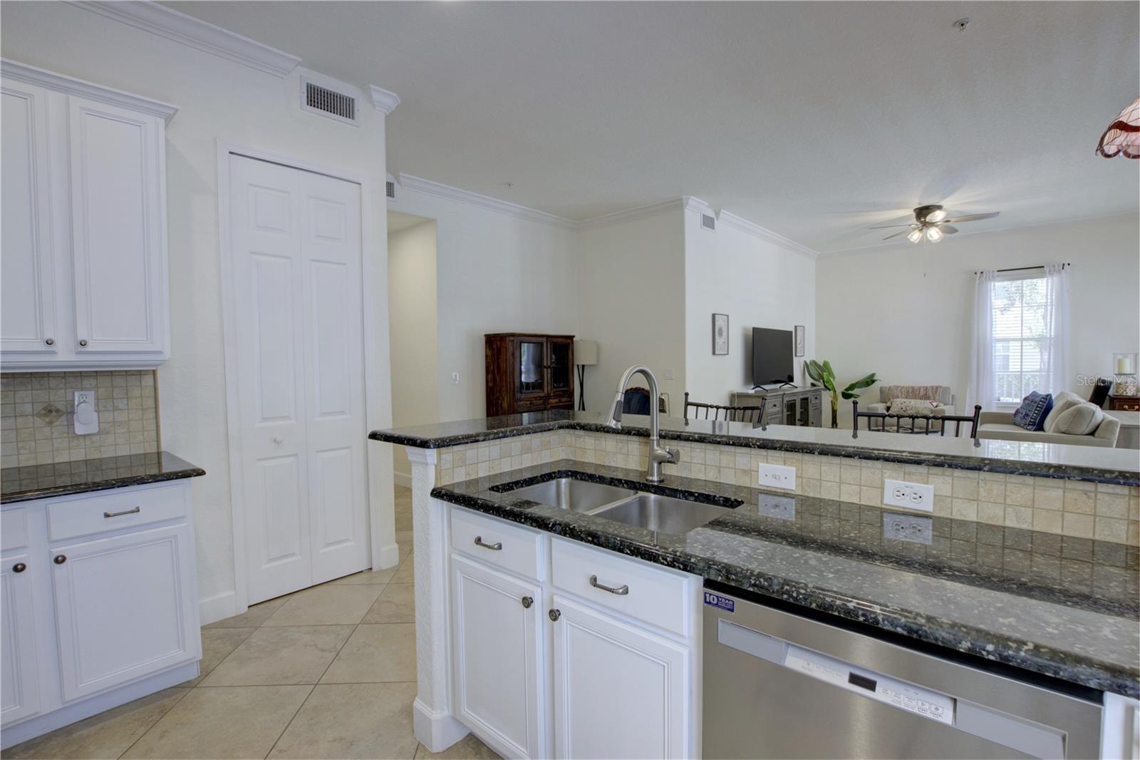BALDWIN PARK #9 - Residential