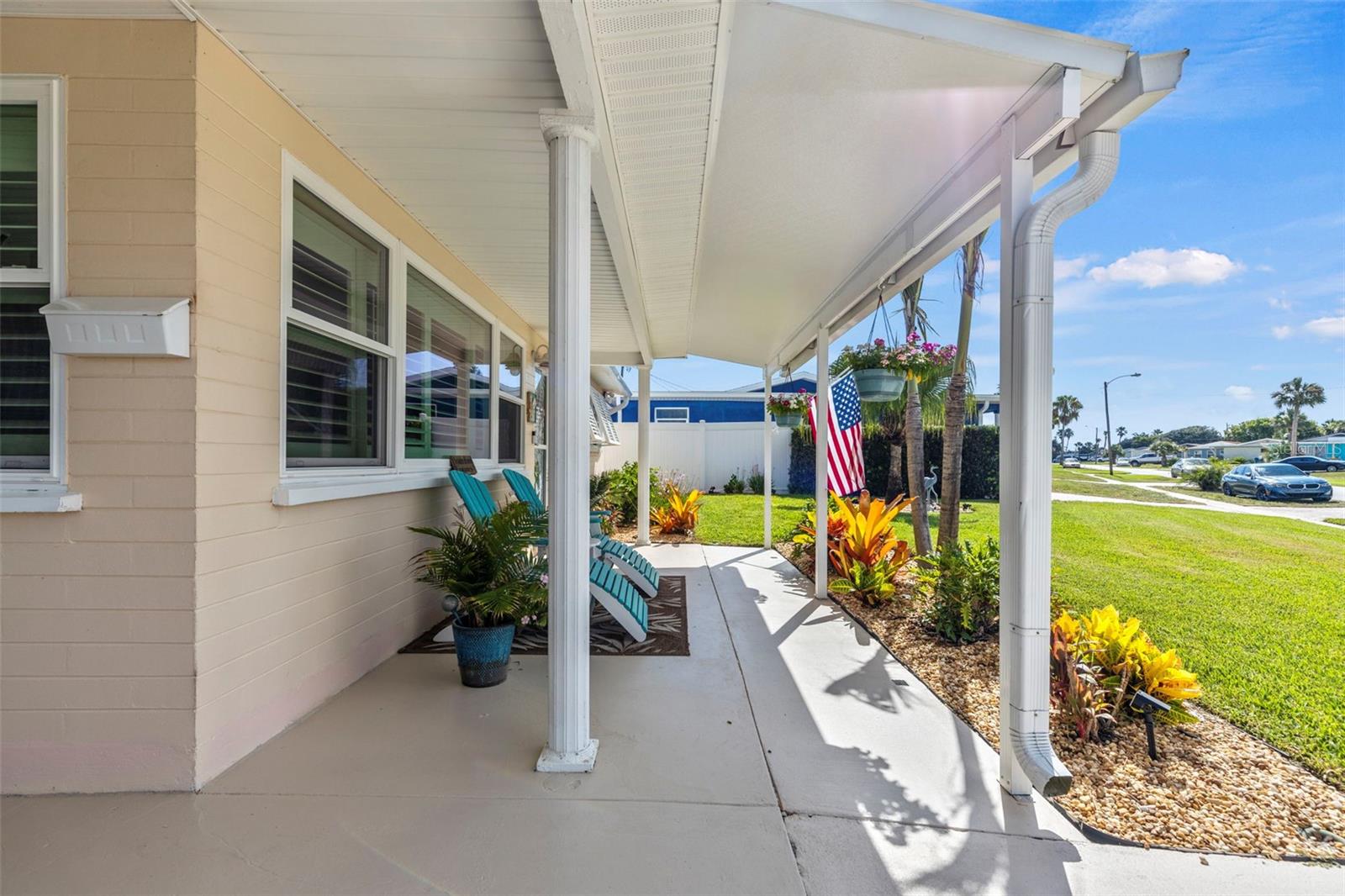 SEABREEZE SHORES IN KINGSTON PARK - Residential