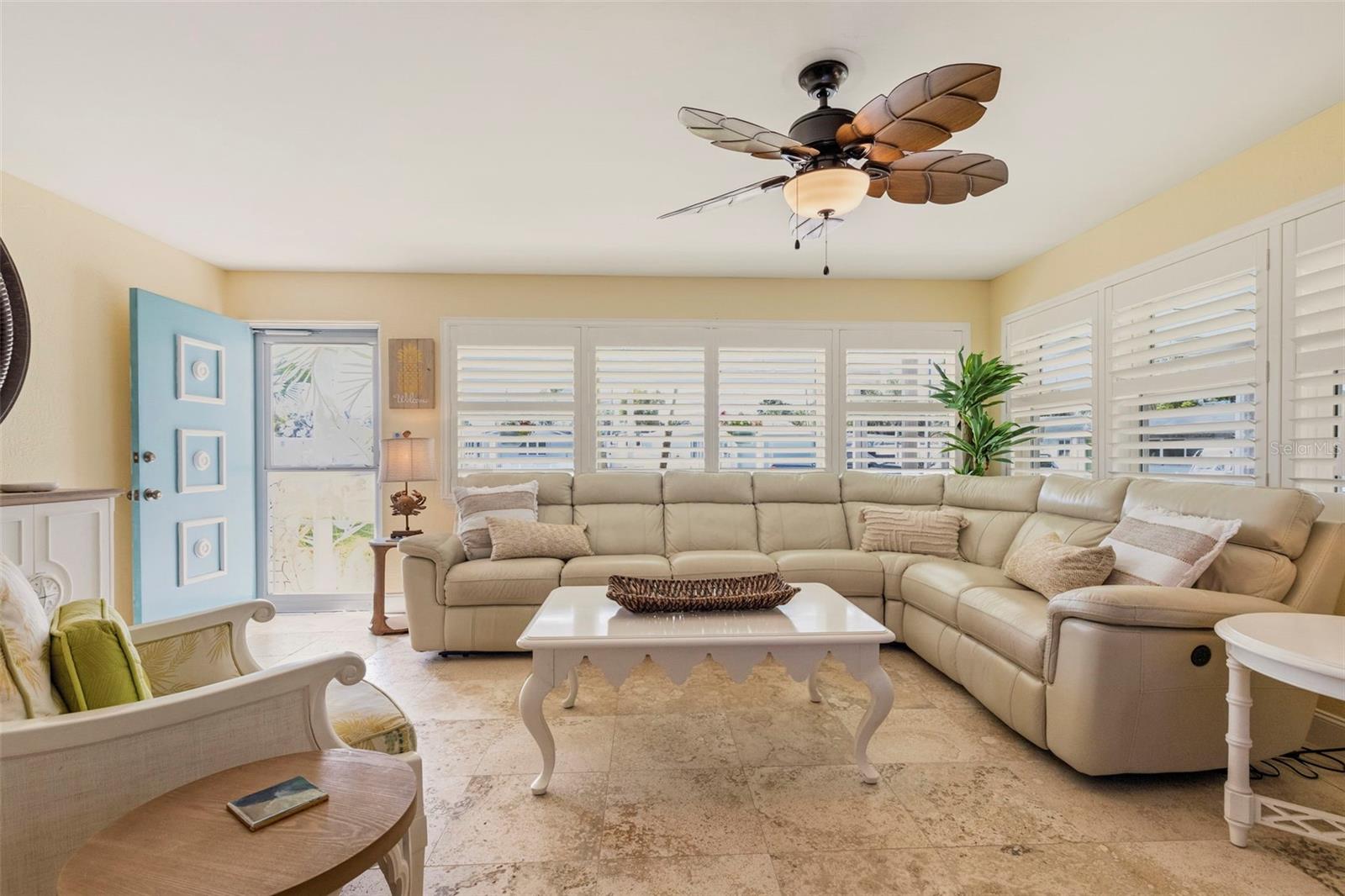 SEABREEZE SHORES IN KINGSTON PARK - Residential