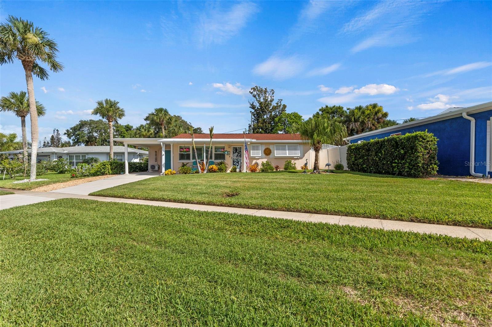 SEABREEZE SHORES IN KINGSTON PARK - Residential