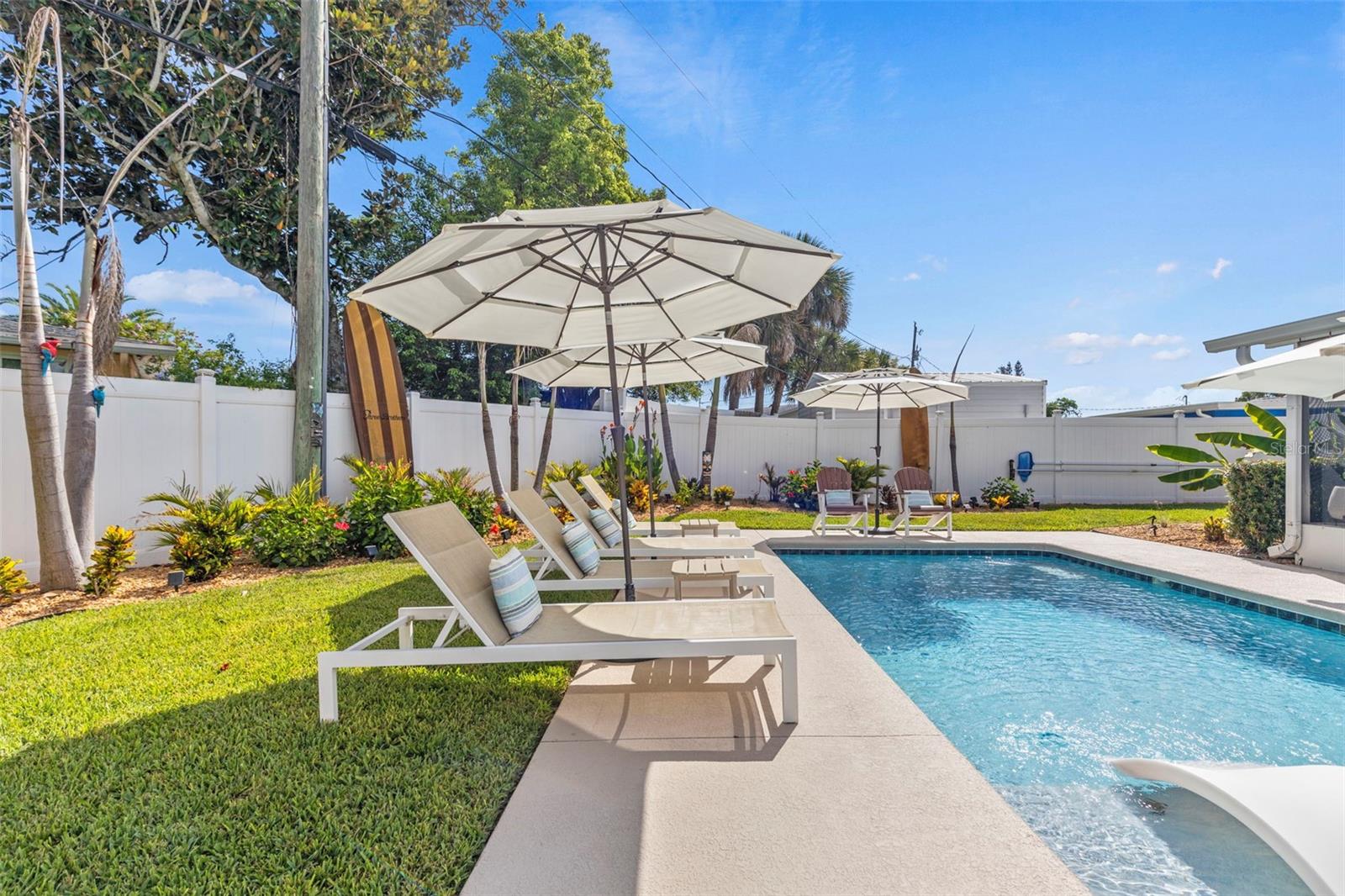 SEABREEZE SHORES IN KINGSTON PARK - Residential