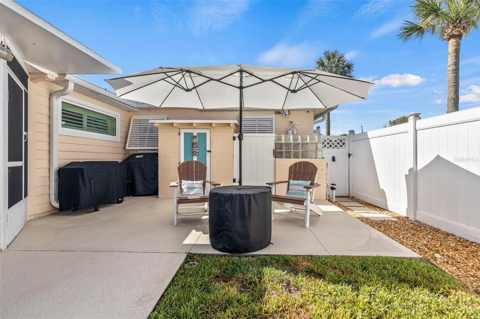 SEABREEZE SHORES IN KINGSTON PARK - Residential