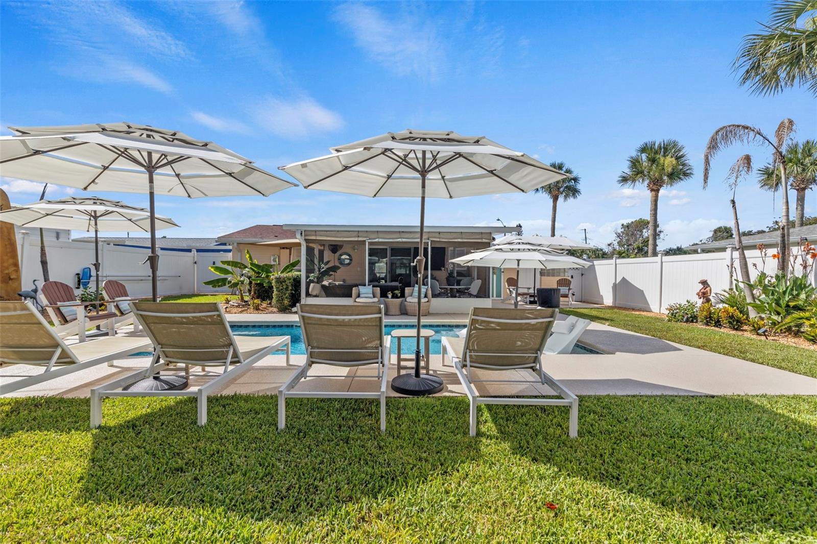 SEABREEZE SHORES IN KINGSTON PARK - Residential