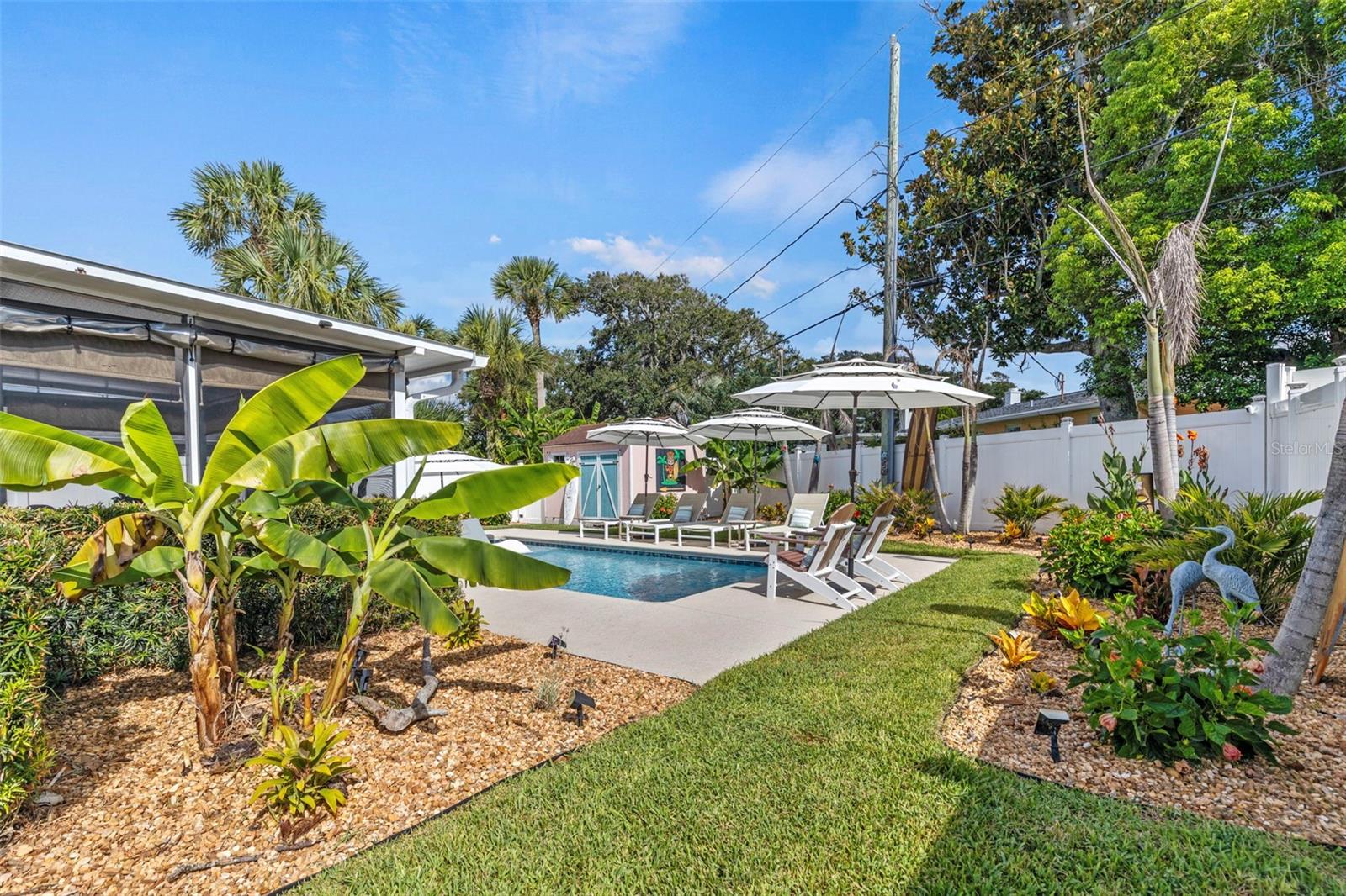 SEABREEZE SHORES IN KINGSTON PARK - Residential