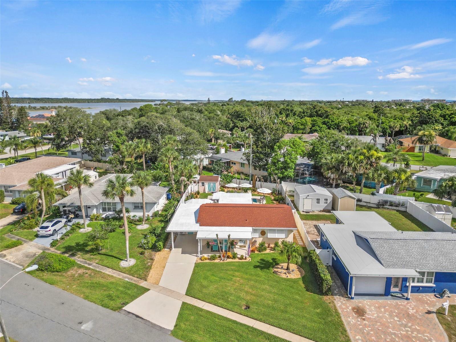 SEABREEZE SHORES IN KINGSTON PARK - Residential