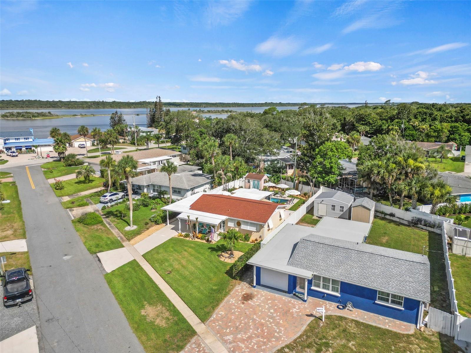 SEABREEZE SHORES IN KINGSTON PARK - Residential