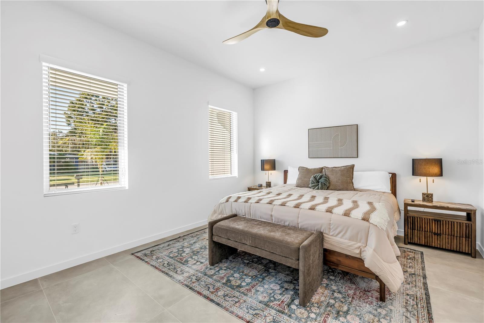 LOMA LINDA PARK - Residential