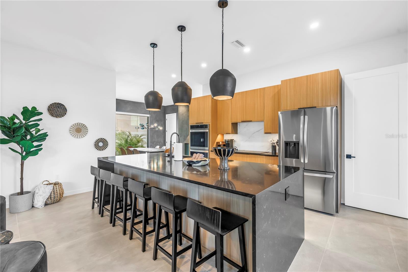 LOMA LINDA PARK - Residential
