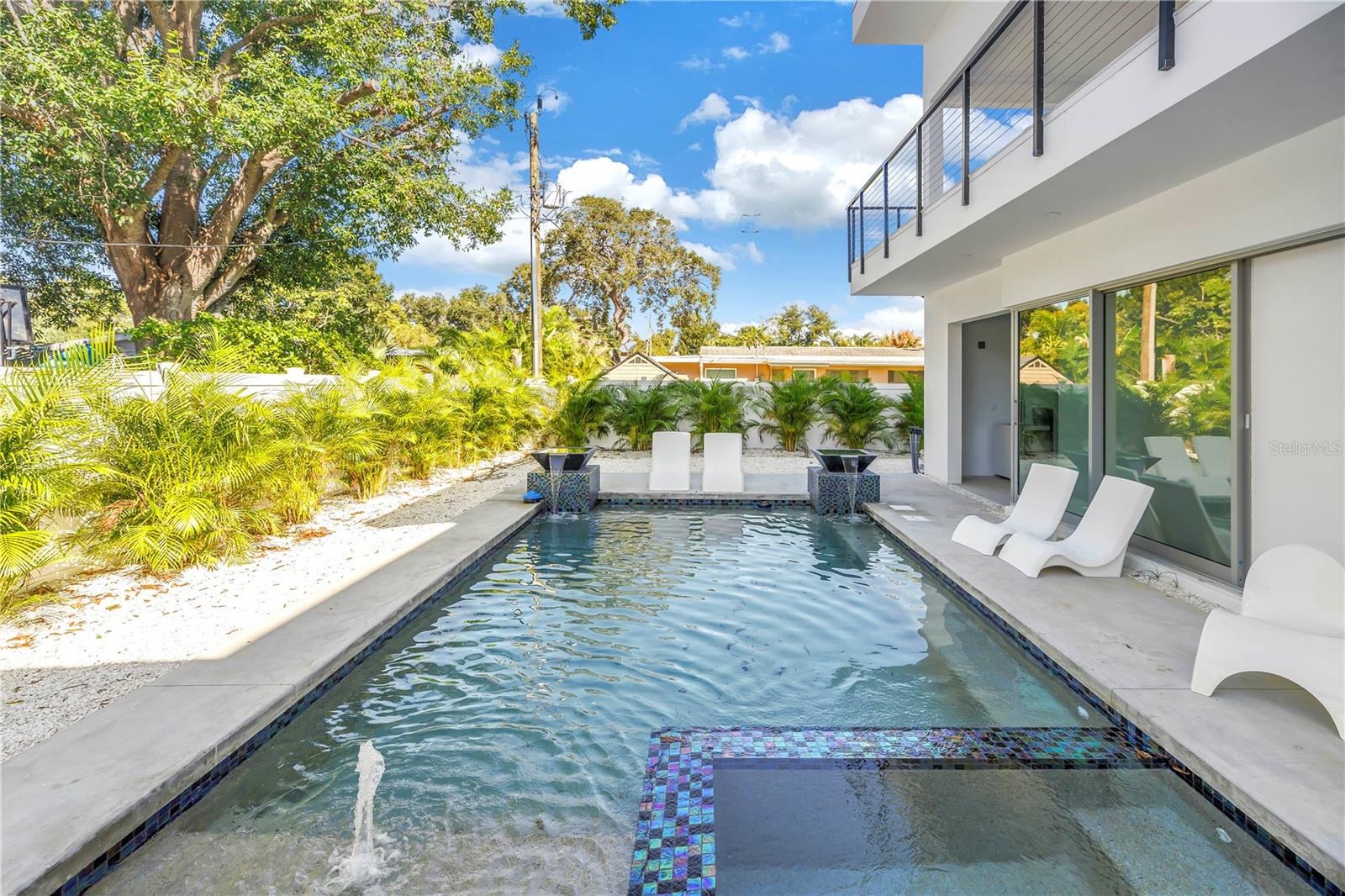 LOMA LINDA PARK - Residential