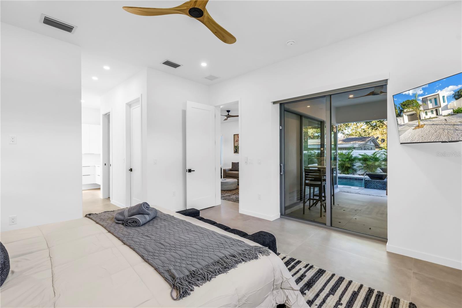 LOMA LINDA PARK - Residential