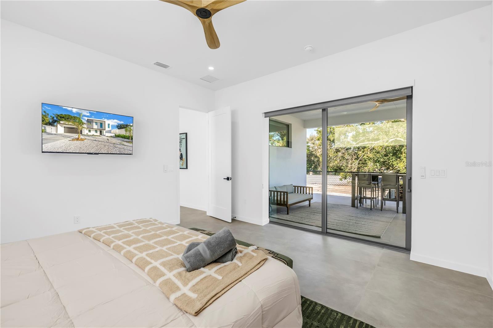 LOMA LINDA PARK - Residential