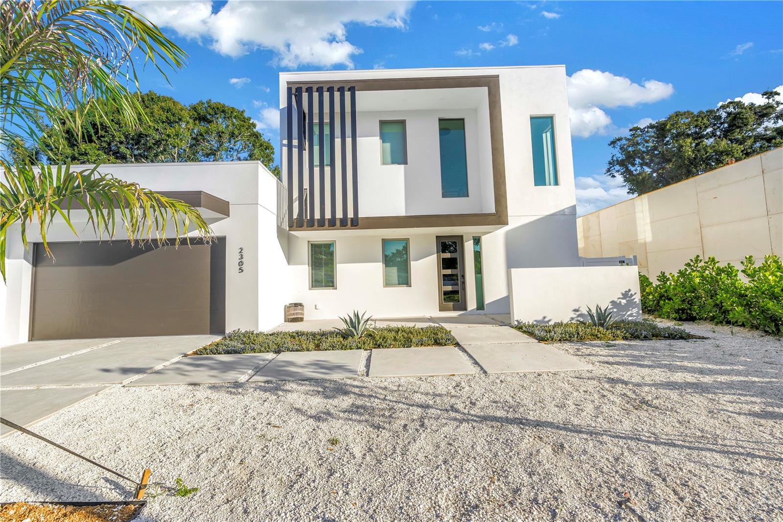 LOMA LINDA PARK - Residential