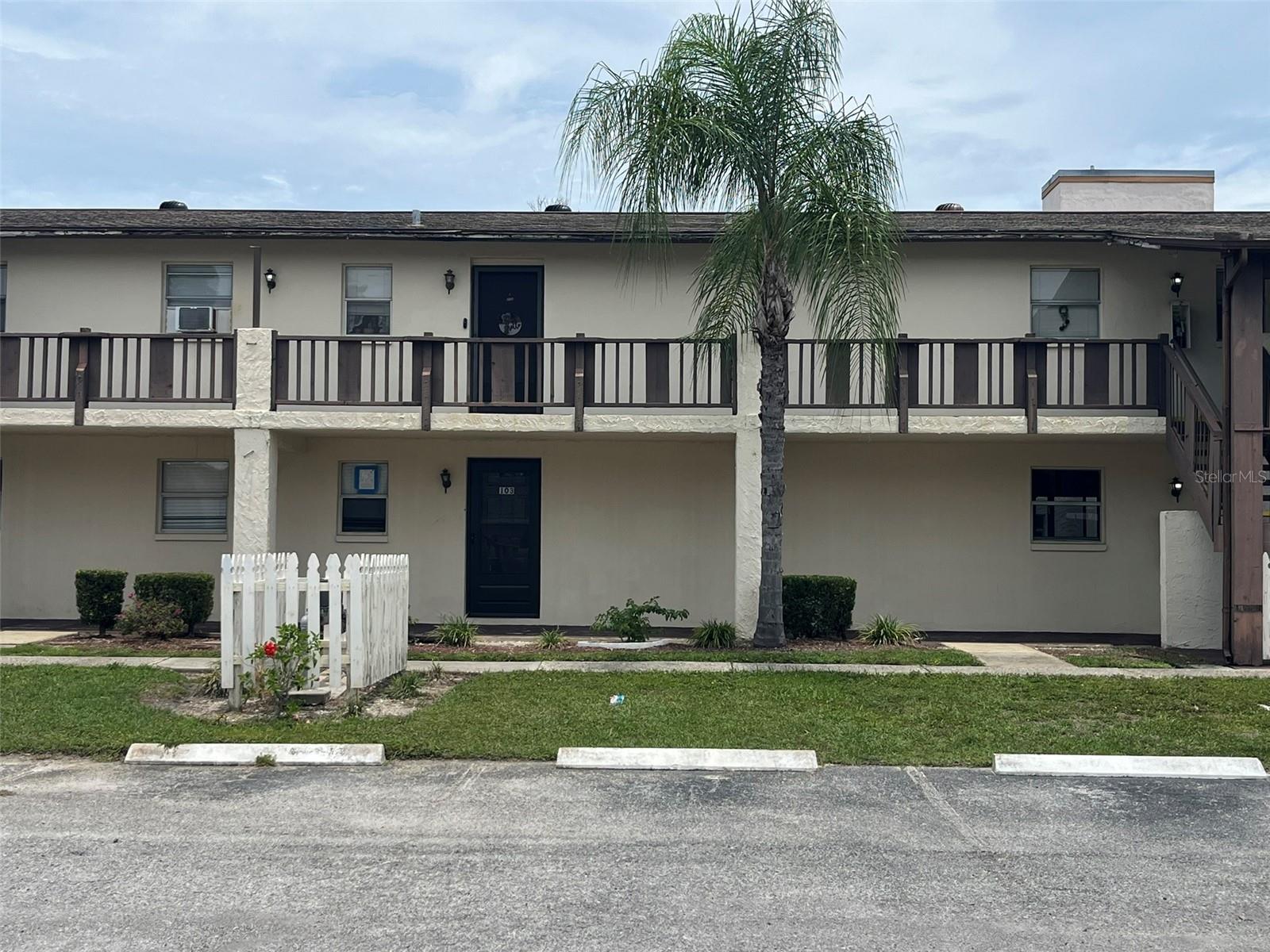 ROYAL RICHEY VILLAGE I - Residential