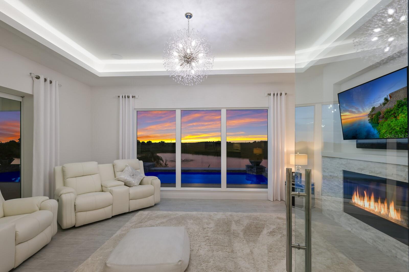 HAMPTON LAKES - Residential