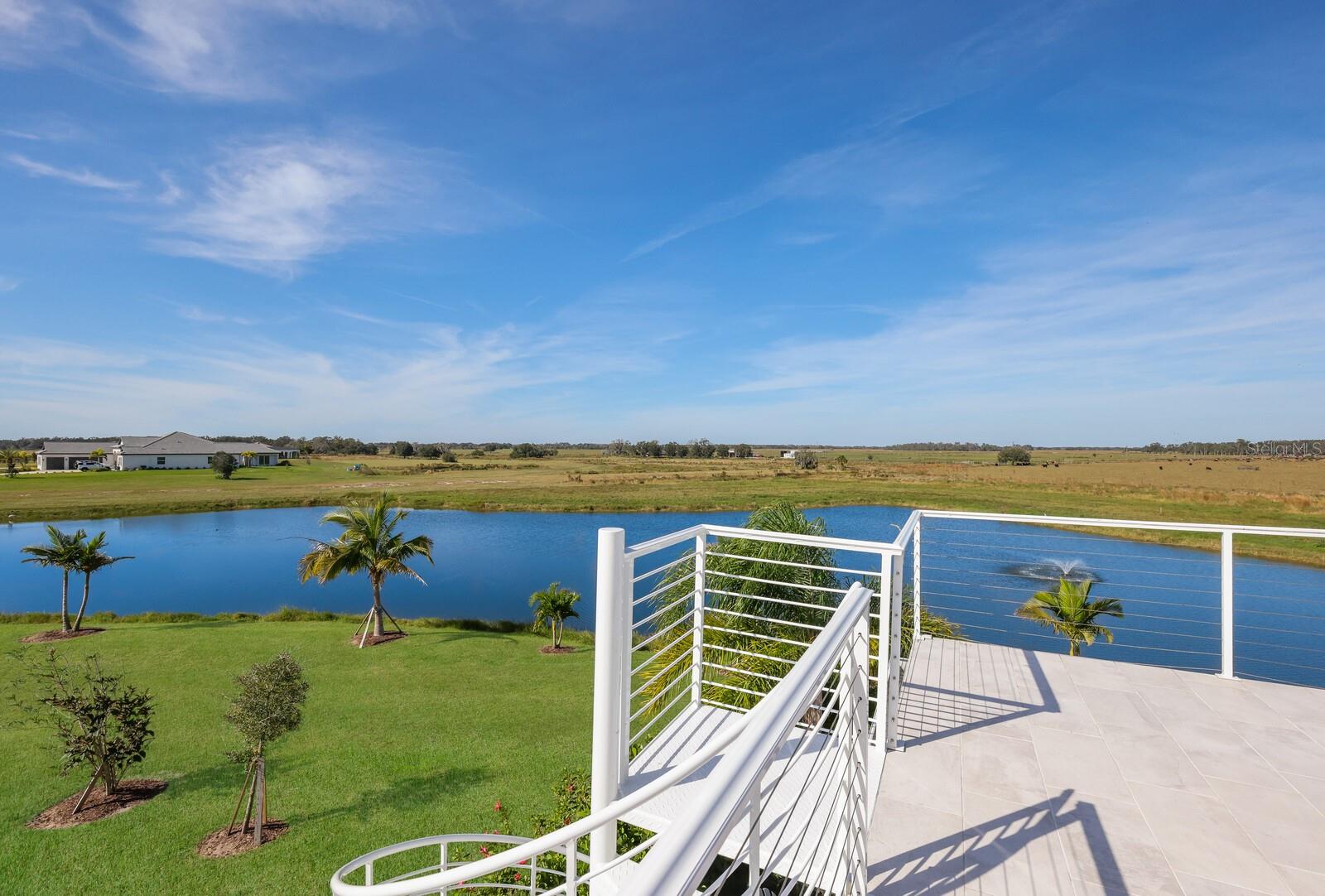 HAMPTON LAKES - Residential