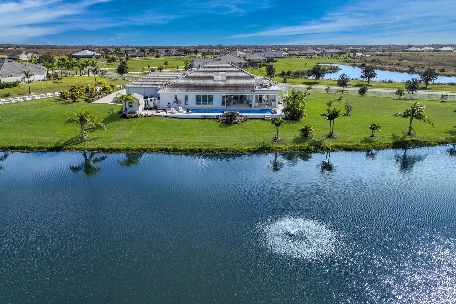 HAMPTON LAKES - Residential