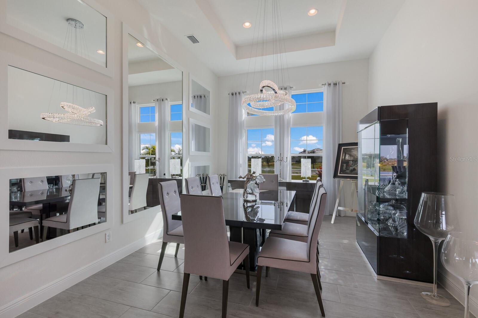 HAMPTON LAKES - Residential