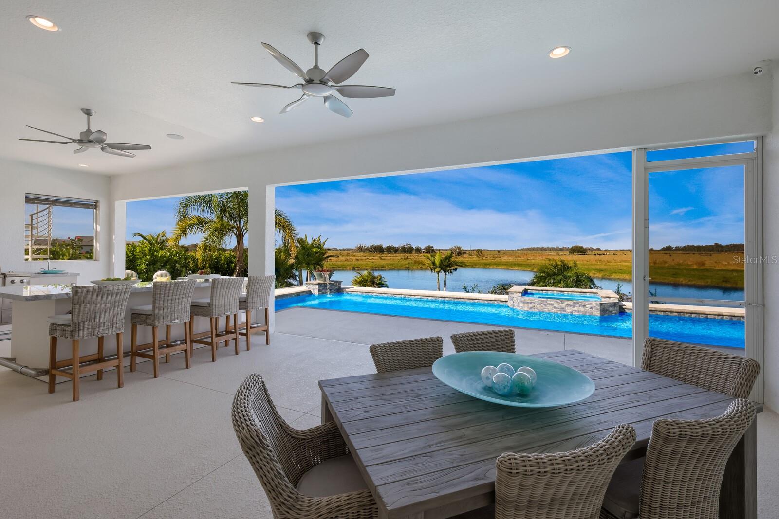HAMPTON LAKES - Residential