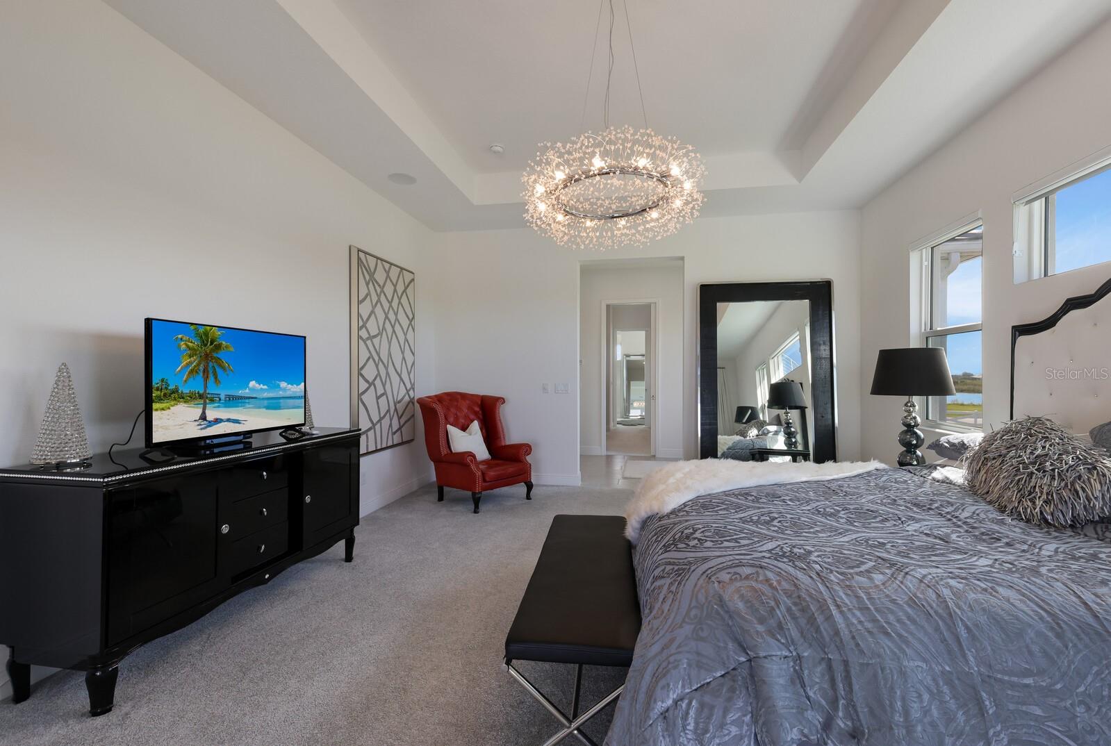 HAMPTON LAKES - Residential