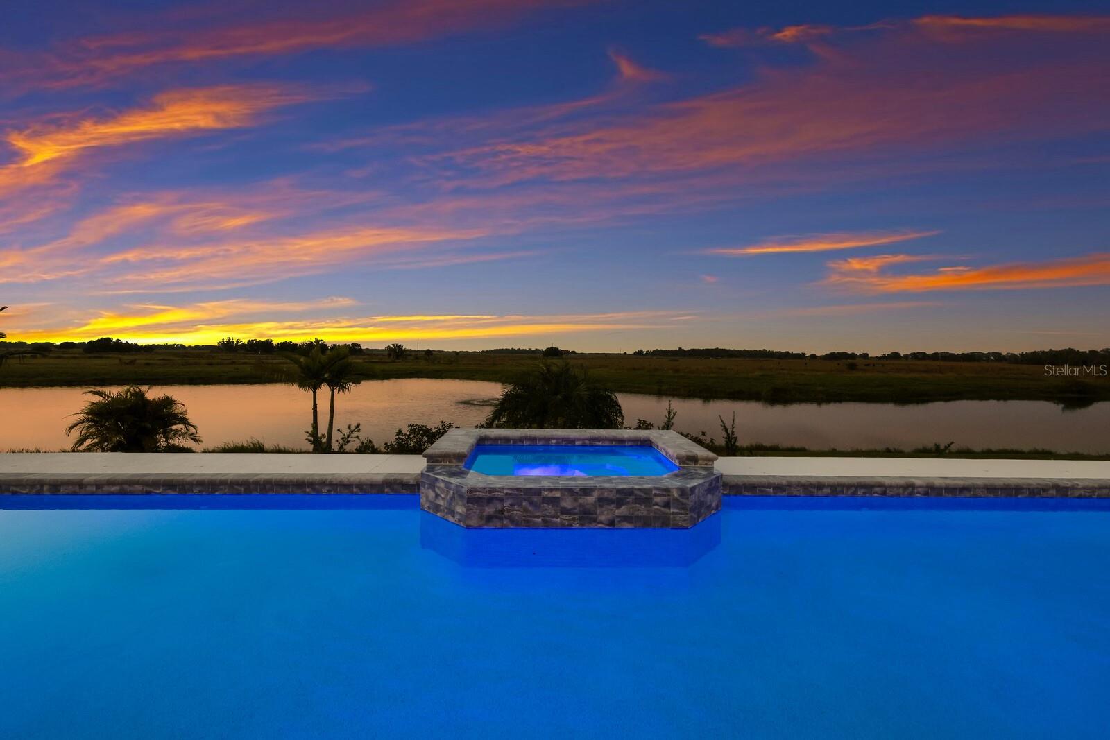 HAMPTON LAKES - Residential