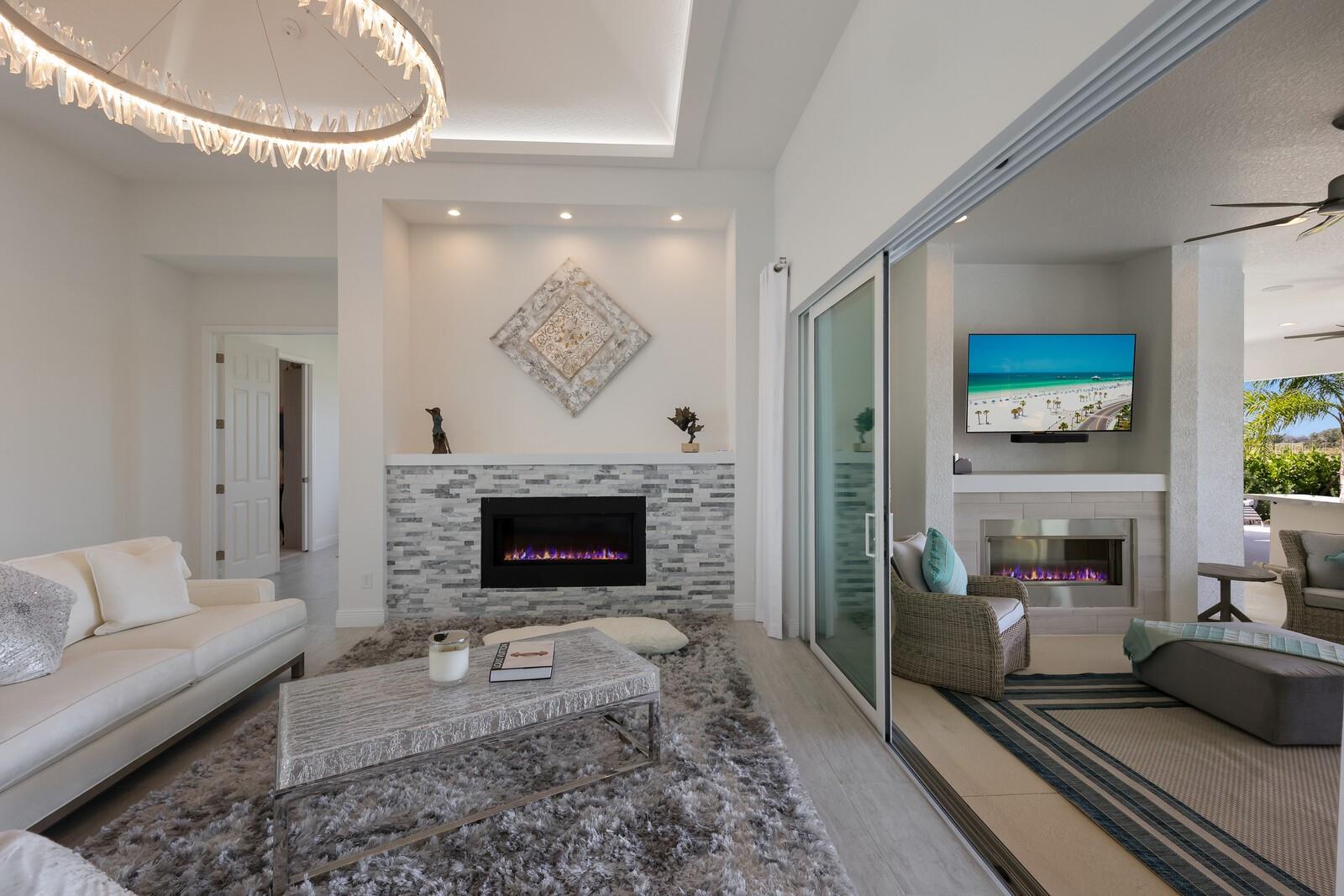 HAMPTON LAKES - Residential