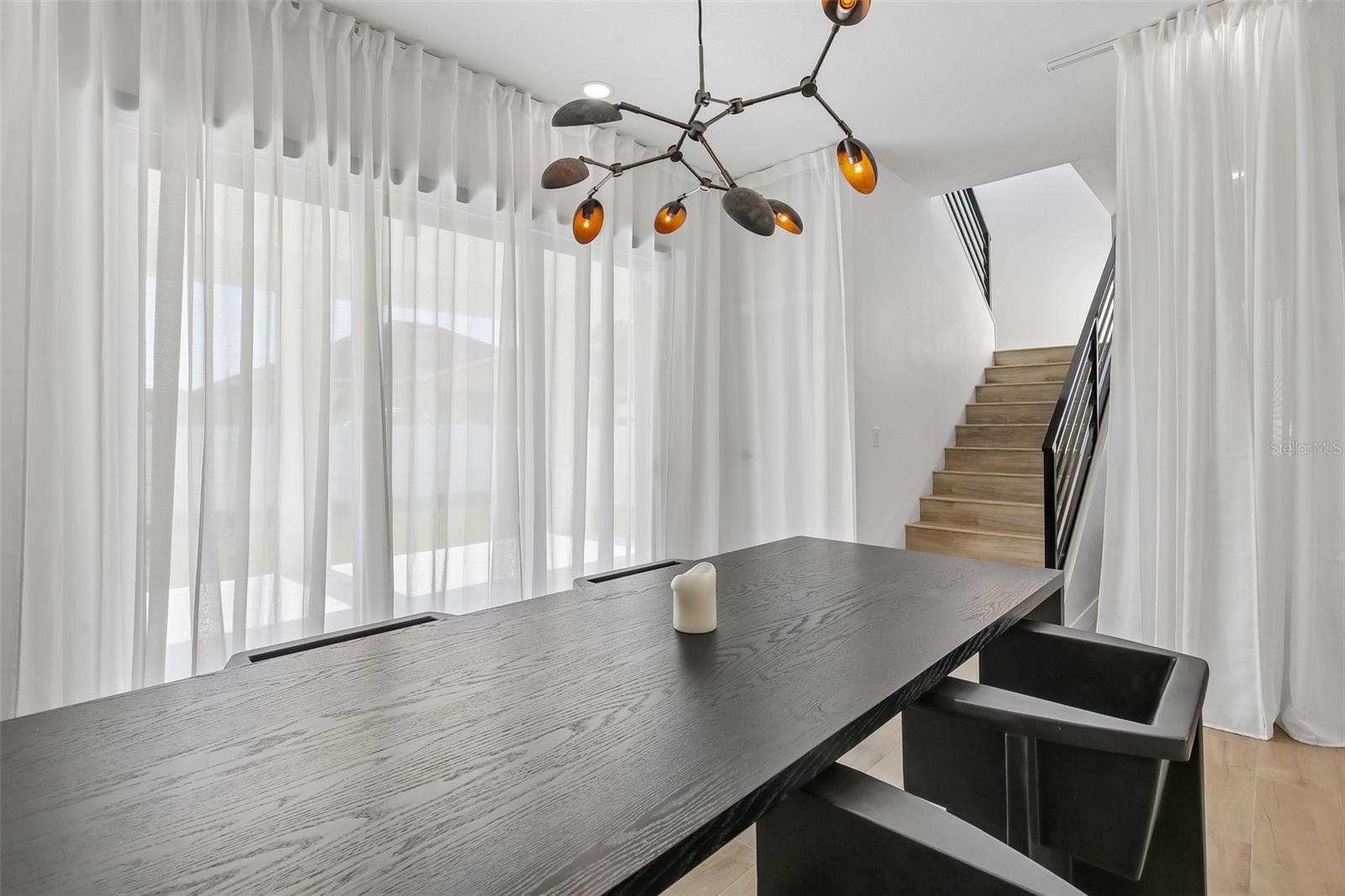 PINECREST VILLA ADD 1 - Residential