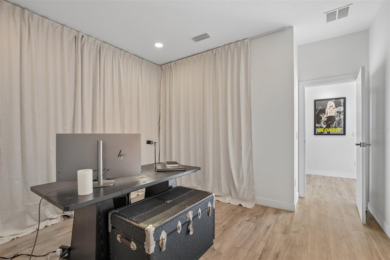 PINECREST VILLA ADD 1 - Residential