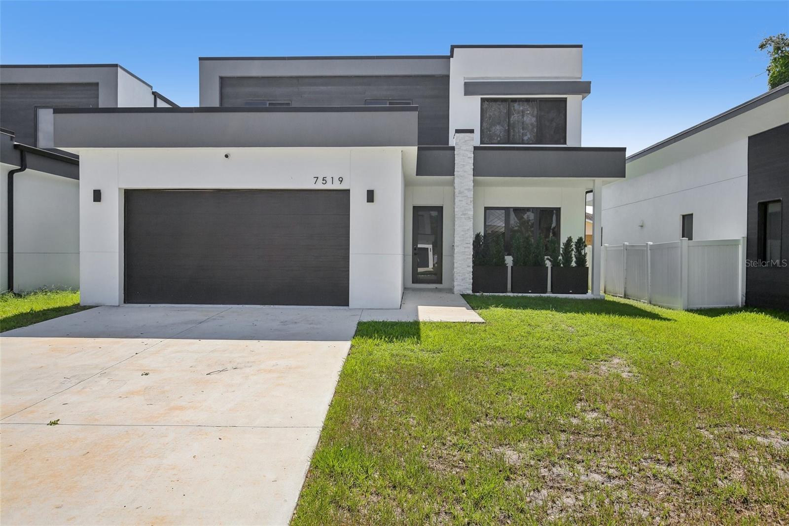 PINECREST VILLA ADD 1 - Residential
