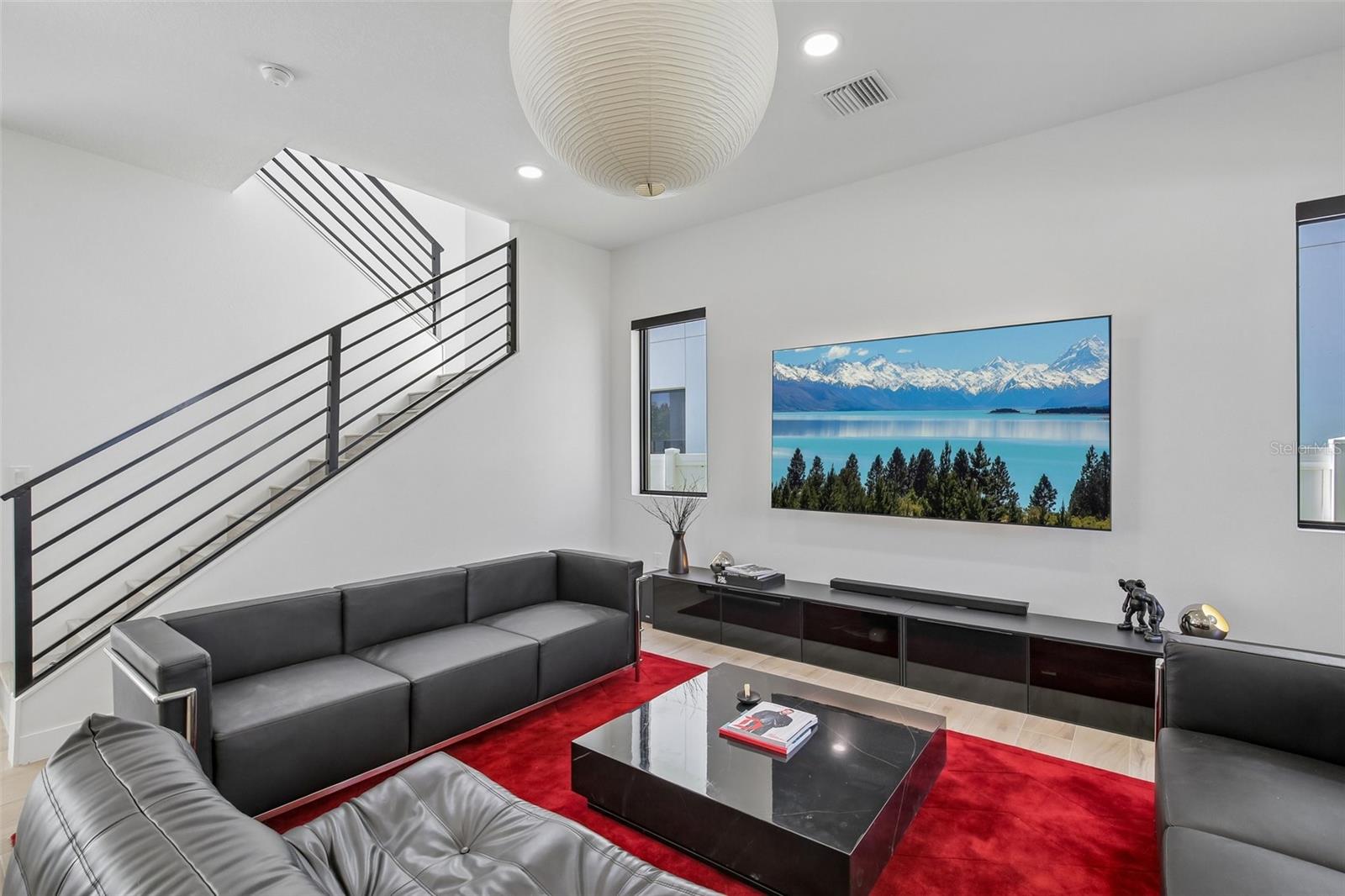 PINECREST VILLA ADD 1 - Residential