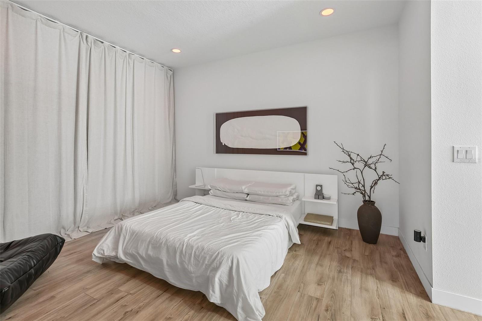PINECREST VILLA ADD 1 - Residential