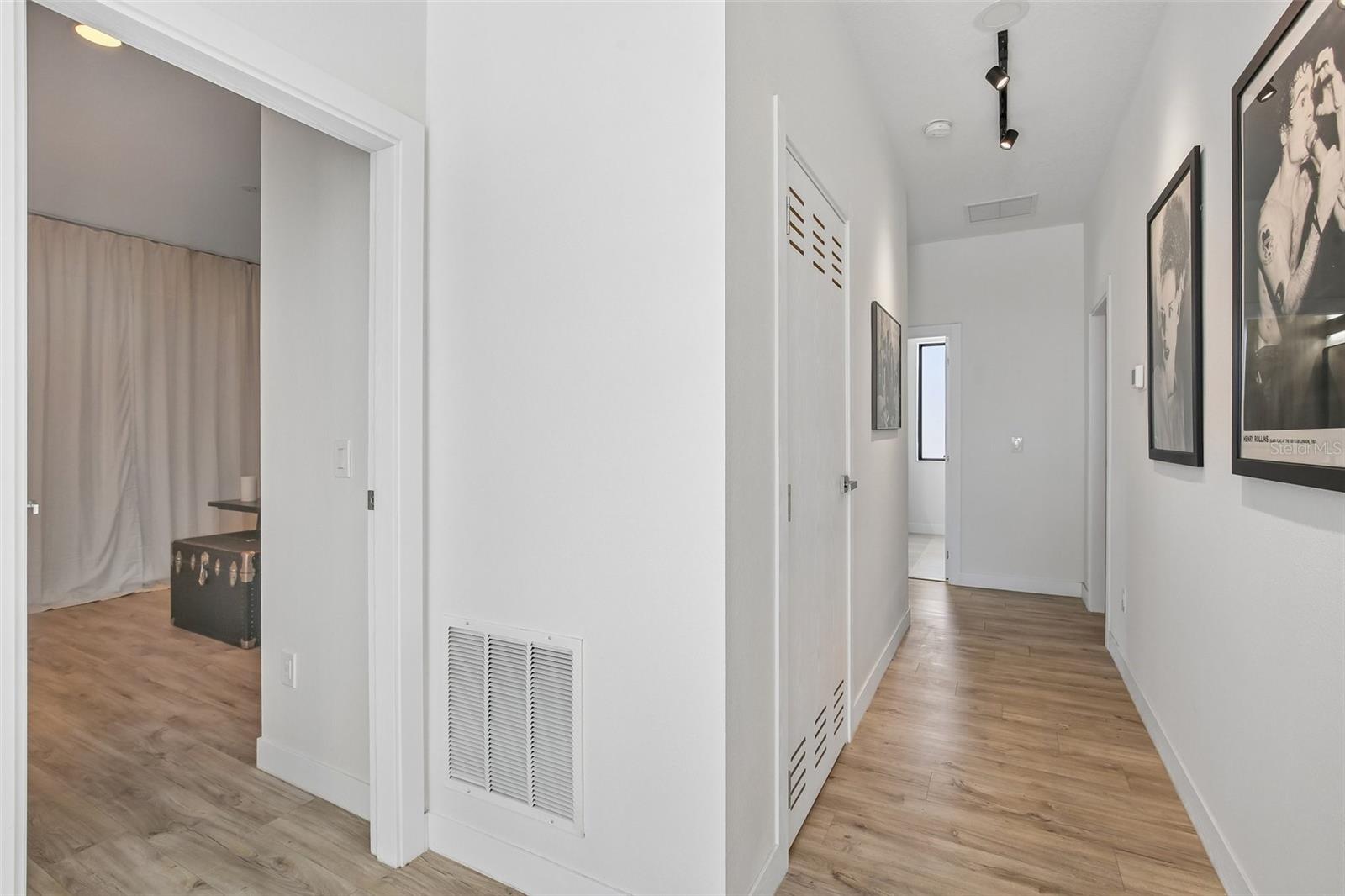 PINECREST VILLA ADD 1 - Residential