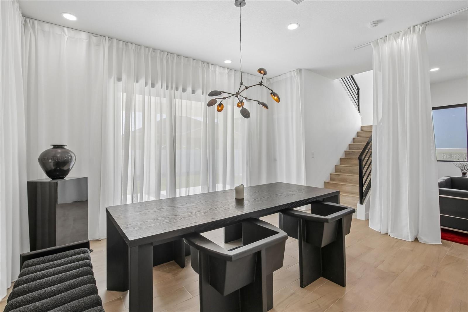 PINECREST VILLA ADD 1 - Residential