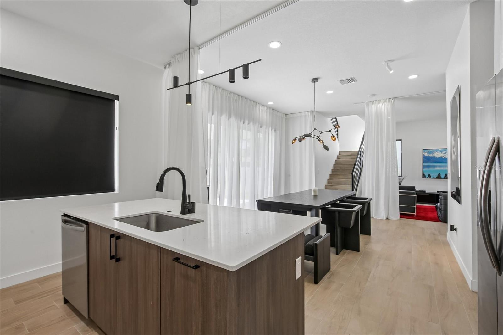 PINECREST VILLA ADD 1 - Residential