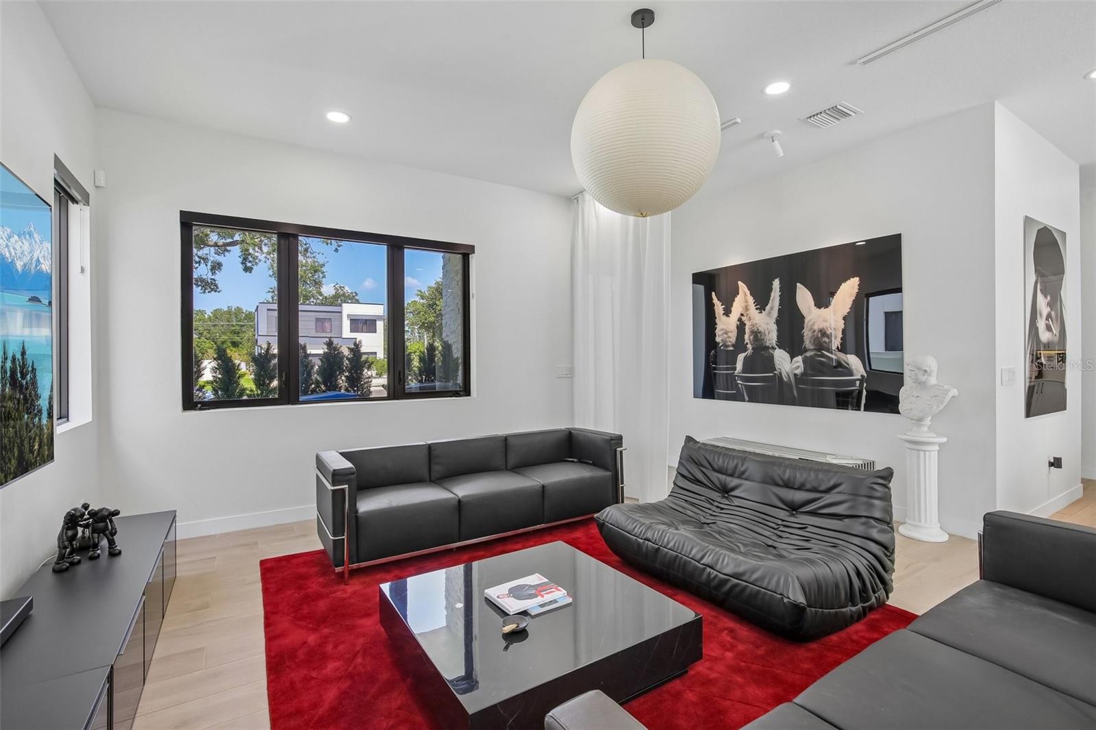 PINECREST VILLA ADD 1 - Residential