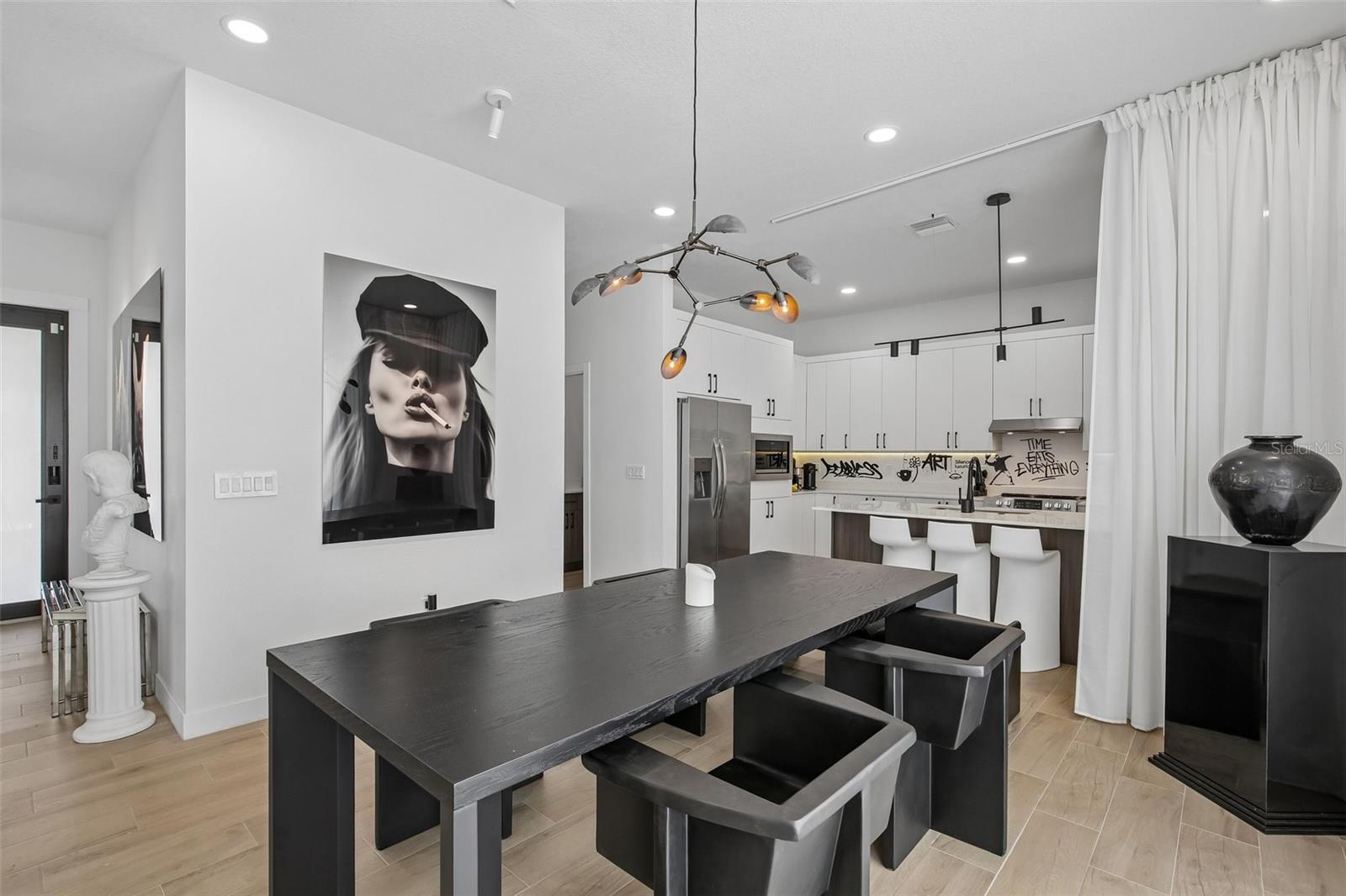 PINECREST VILLA ADD 1 - Residential